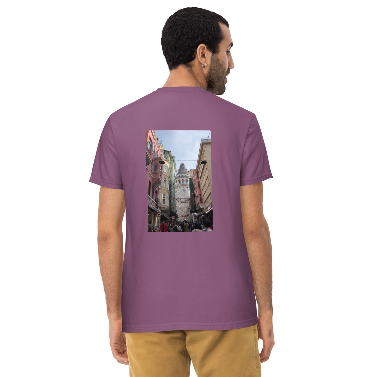 Istanbul Unisex garment-dyed pocket t-shirt