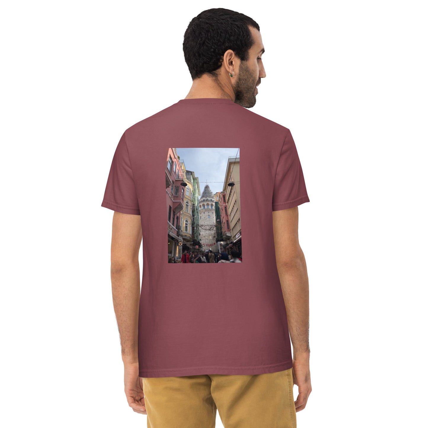 Istanbul Unisex garment-dyed pocket t-shirt